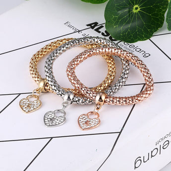 Bohopan 2019 colgante de corazón de diamantes de imitación brazaletes pulseras de mujer exquisita pulseras elásticas de tres capas de Color conjunto de pulsera